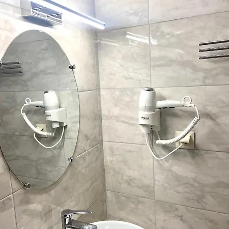 Aparthotel Nana *