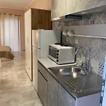 Nana Apartahotel 3*